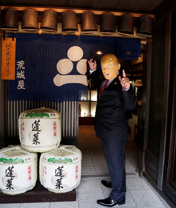 トランプ氏4